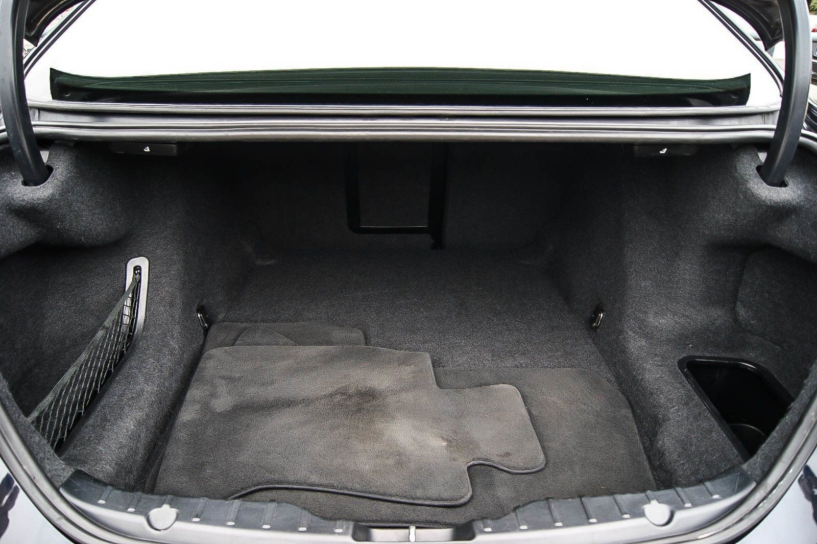Fahrzeugabbildung BMW 525 d xDrive M-Sport SPORTPAKET SCHIEBEDACH STHZ