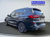 BMW X5 xDrive45e - BMW X5: Schwarz, mit Apple Carplay