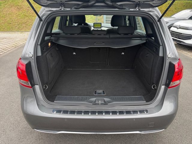 B 180 Style CDI Navi Leder SHZ Parklenkass.