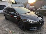 Opel Astra  1.2l edition elegance  FACELIT, Navi, - Opel Astra Gebrauchtwagen in Wuppertal