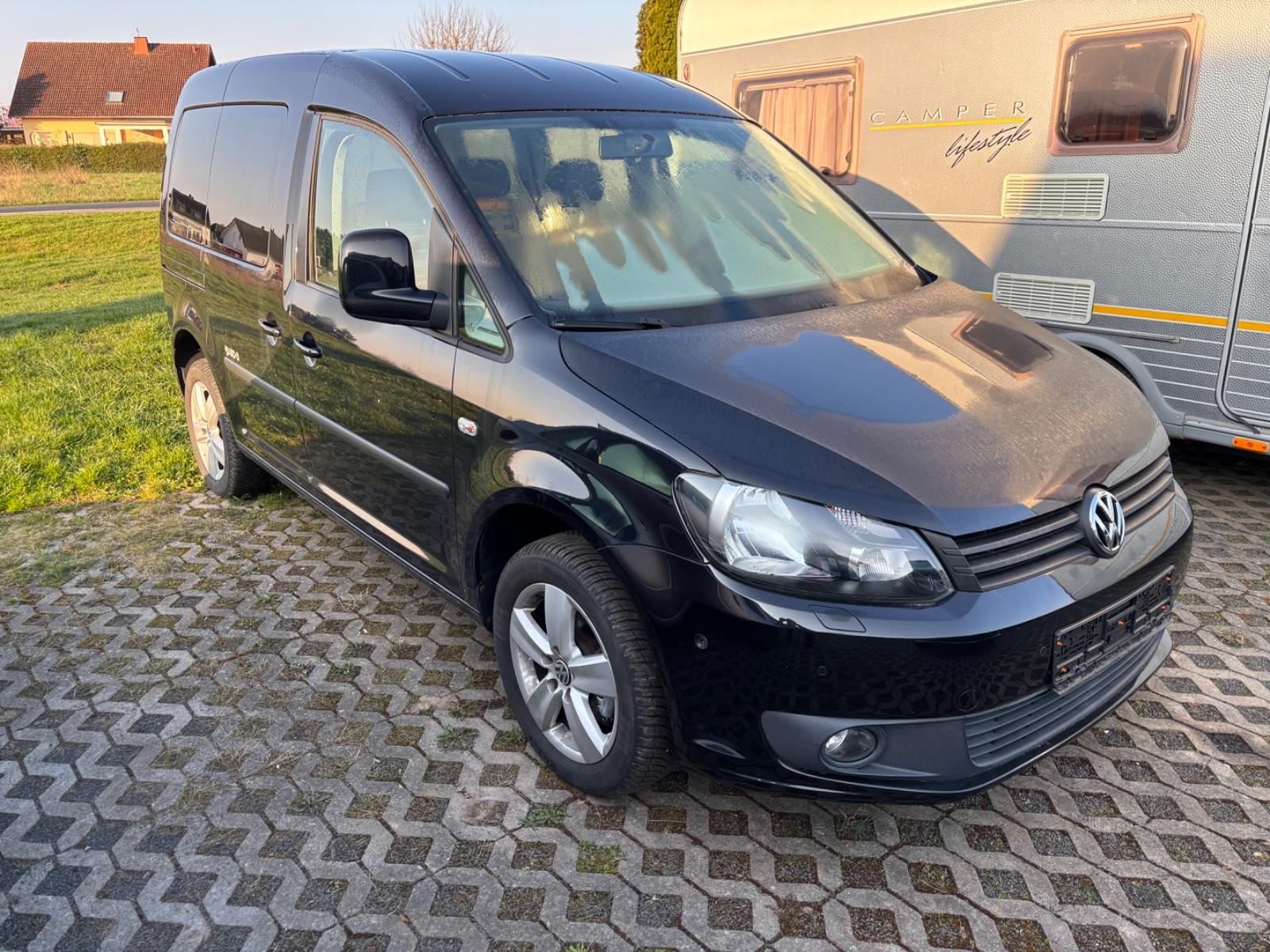 Volkswagen Caddy Kombi JAKO-O 1,6 TDI/99 € mtl/2,99%/ZR neu