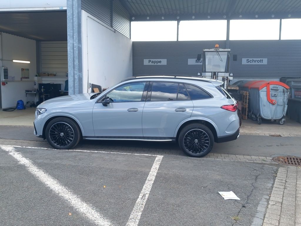 Fahrzeugabbildung Mercedes-Benz GLC 450 d 4M AMG*NIGHT*MEMORY*DISTRON.*PANO*AHK*