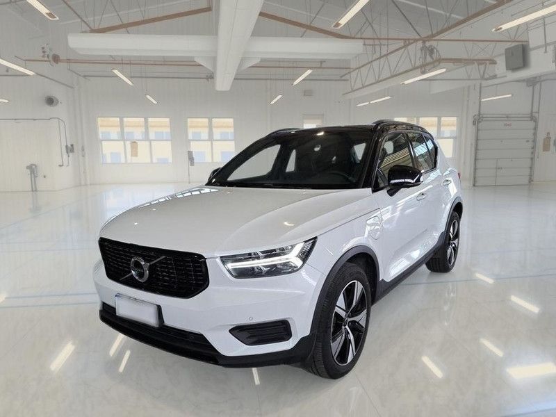 Volvo VOLVO XC40 T4 PLUG-IN HYBRID AUTO RECHARGE R-DES