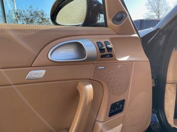 Fahrzeugabbildung Porsche 997.2 Carrera S Cabrio Leder Navi Sport Chrono