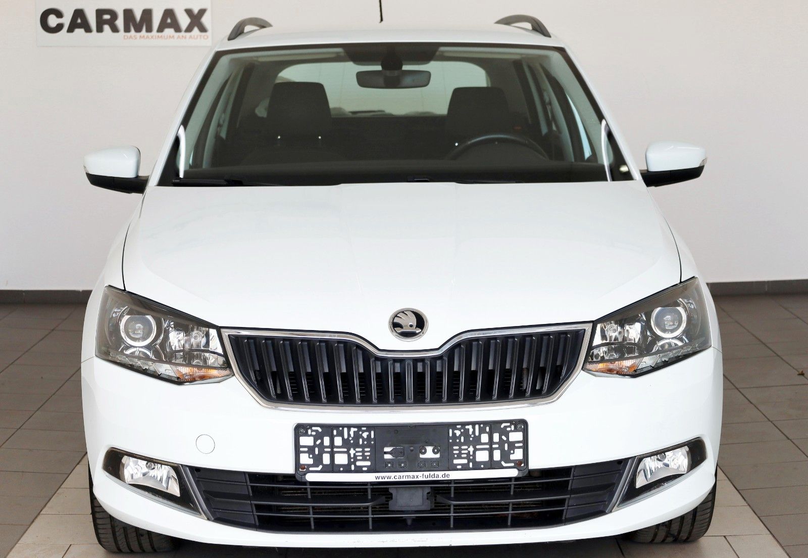 Fahrzeugabbildung SKODA Fabia Combi Style SH,PDC,8-fach bereift!