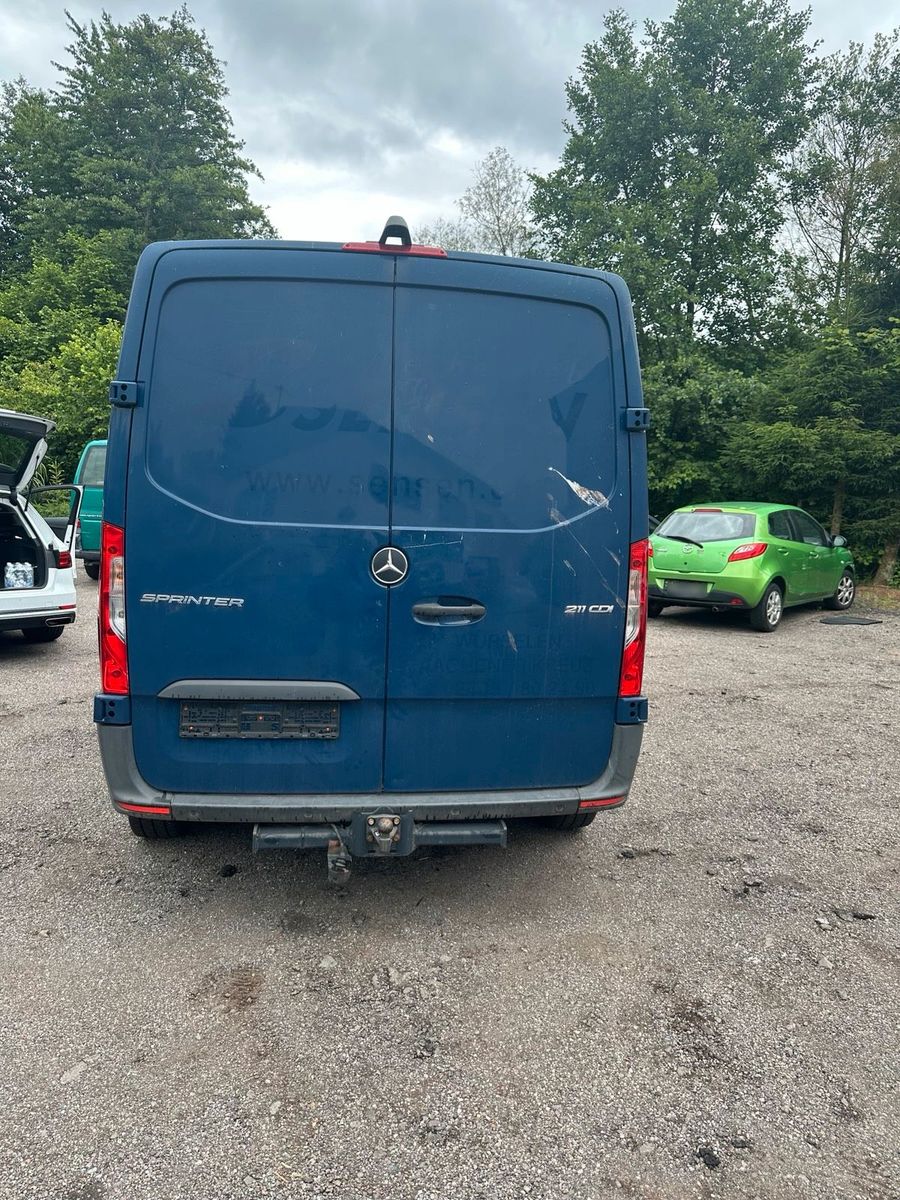 MERCEDES-BENZ Sprinter