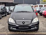Mercedes-Benz A 170 A -Klasse A 170/Automatik/Pano/Shz/Pdc - Mercedes-Benz A 170 mit Anhängerkupplung
