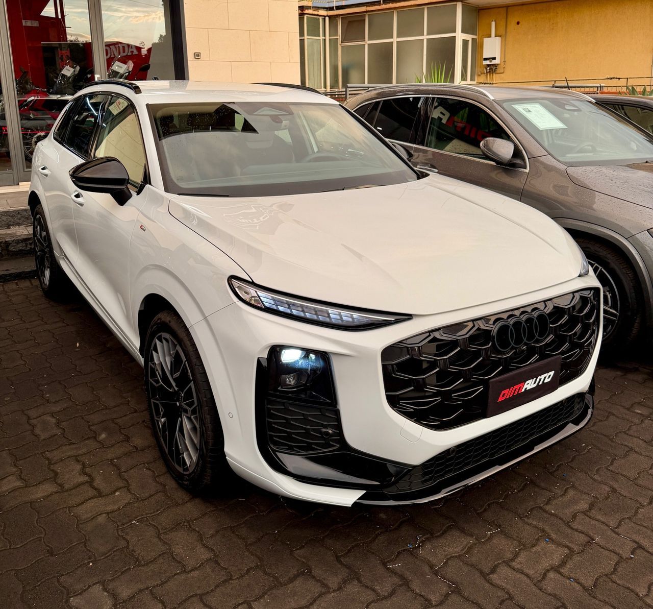 Audi Q3 35 TDI S tronic line edition imagem 2