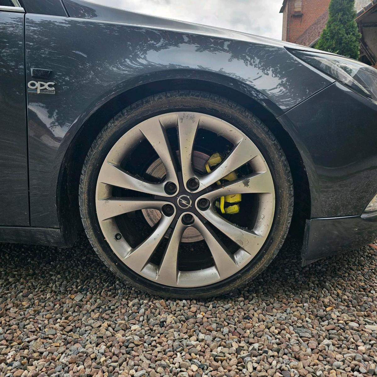Opel Insignia 2010 — photo 15