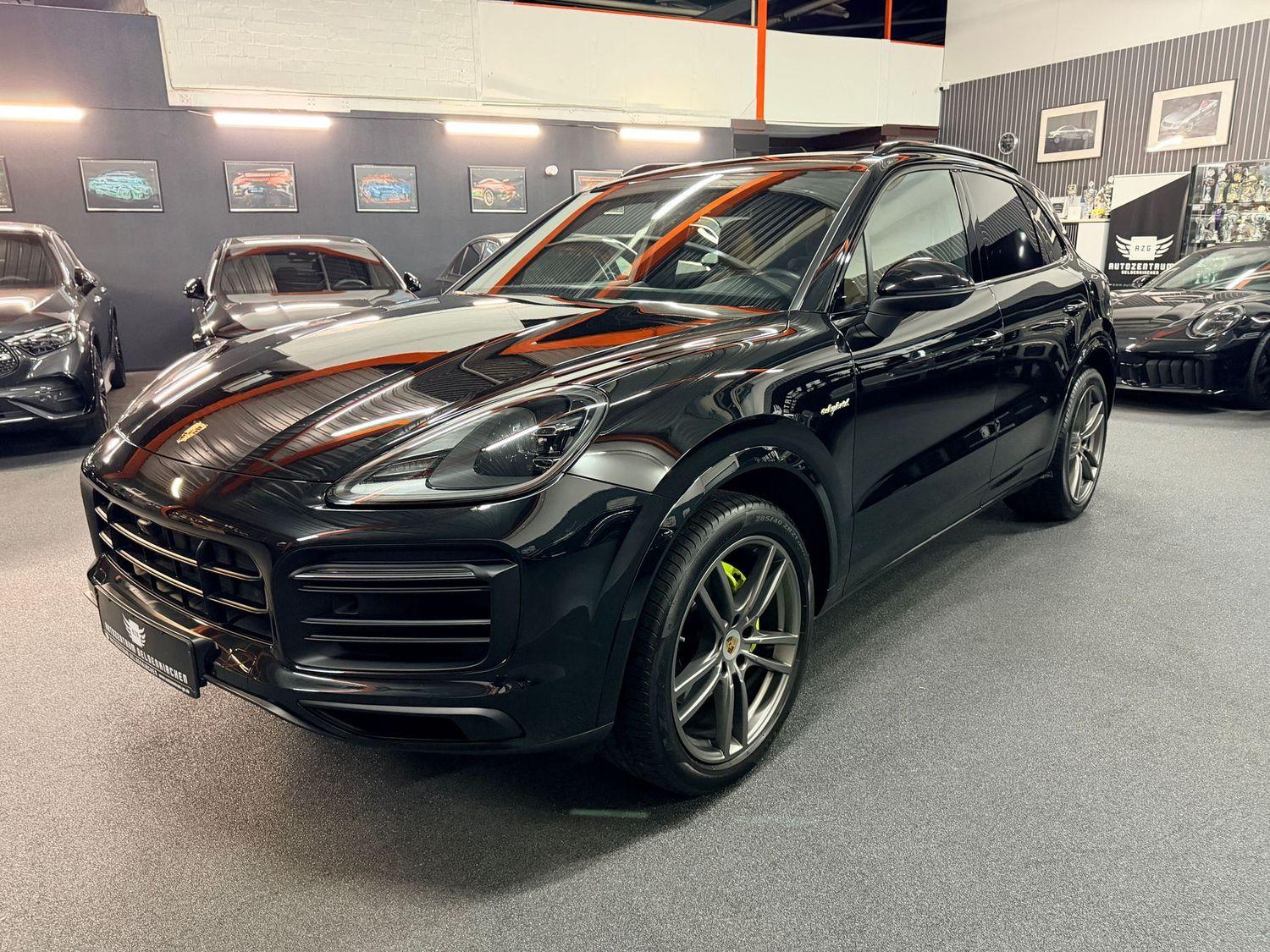 Porsche Cayenne E-Hybrid SportDesign/PANO/PDLS/BOSE/21"/