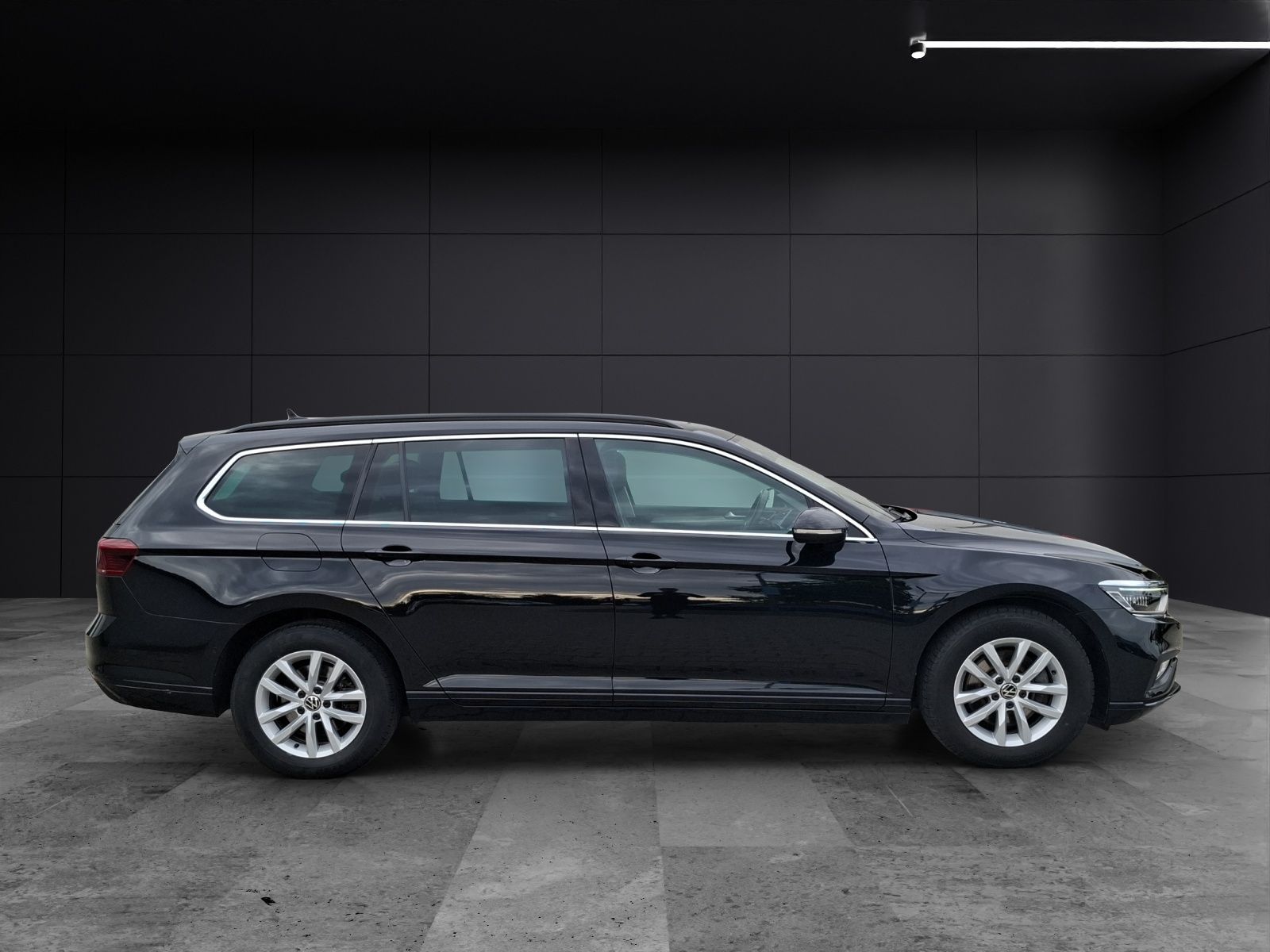 Fahrzeugabbildung Volkswagen Passat Variant TDI Business DSG Standhzg. Matrix