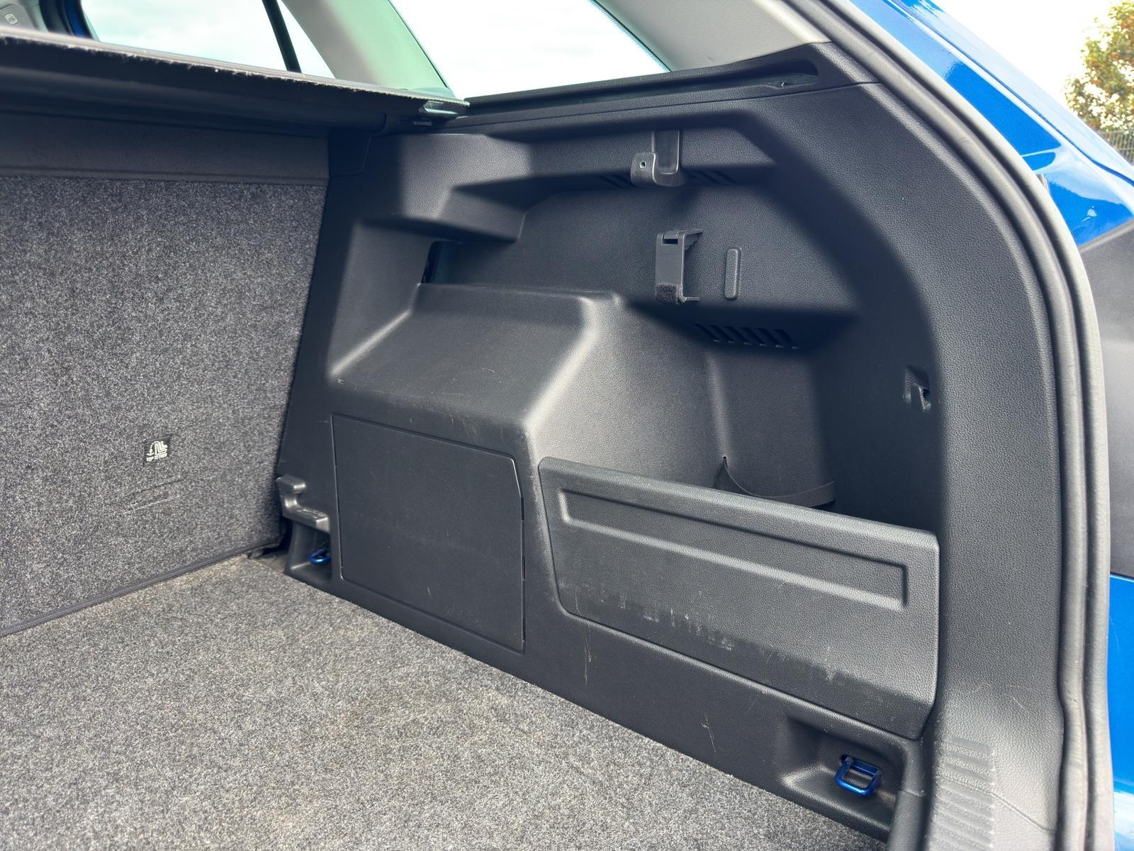 Skoda Fabia Combi 1.2TSI Tempomat PDC Alu16 Sitzhz DAB