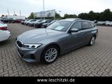 BMW 318i Touring Automatik/Innovationspaket 2 - BMW 318 aus 2025