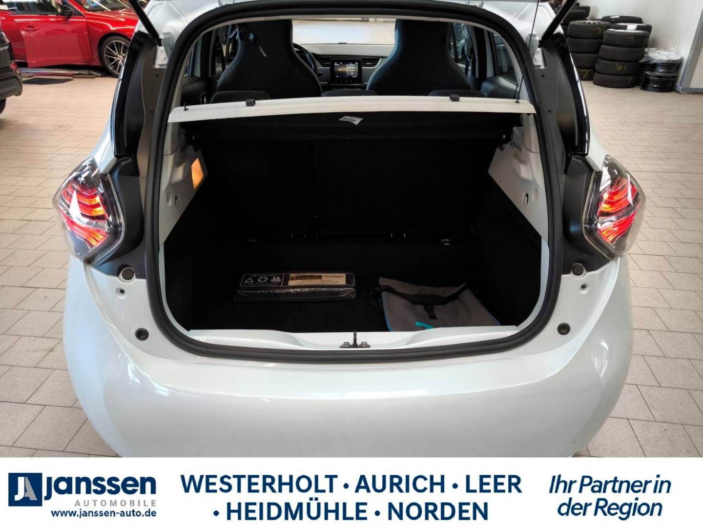 Fahrzeugabbildung Renault ZOE E-Tech 100% el. EXPERIENCE (Selection) R135