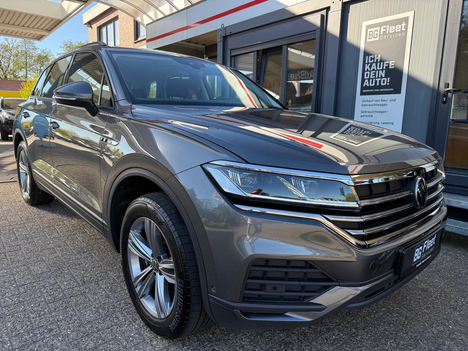 Volkswagen Touareg 4Motion Busin. Navi Leder Virt App Pano