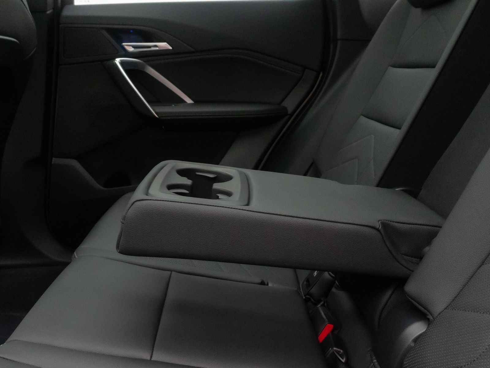 Fahrzeugabbildung BMW X1 sD18d M Sport Panorama Kamera DAB Komfort