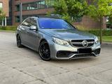 Mercedes-Benz E 63 AMG 4MATIC B&O 2.HD Vol... - gebrauchte Mercedes-Benz E 63 AMG aus dem Jahr 2015