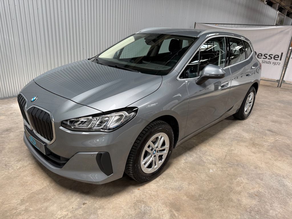 BMW 218 Active Tourer — fotografia 2