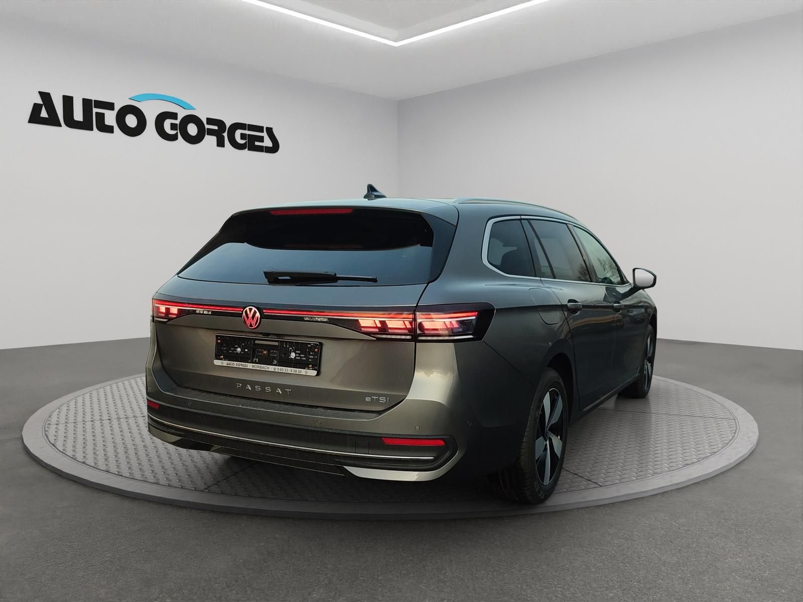 Volkswagen Passat - Bild 4