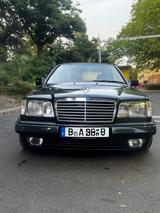 Mercedes-Benz 200 W124 Fabelhafter Zustand !  - Mercedes-Benz 200: W124