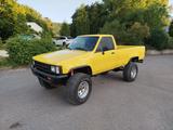 Toyota Sehr schöner Toyota Hilux - Toyota Hilux mit Benzin-Antrieb