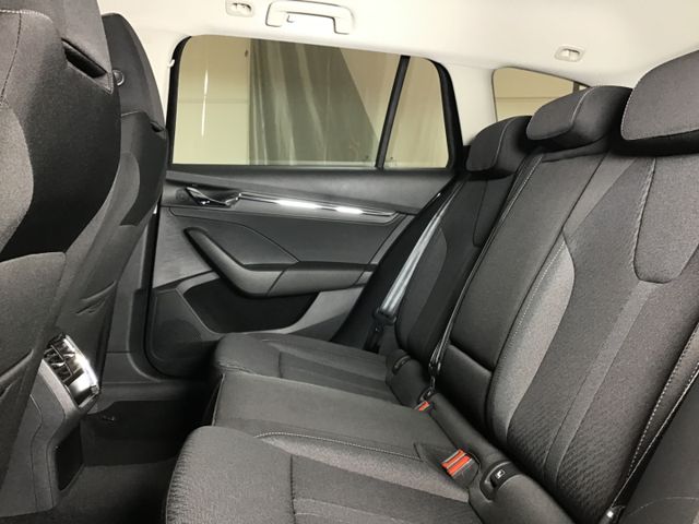 Fahrzeugabbildung Skoda Octavia Style 2.0 TDI Combi DSG/ACC/AHK/Navi/LED