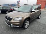 Skoda Yeti Elegance Outdoor / Navi - Bi-Xenon - PDC - Skoda Yeti: Leder