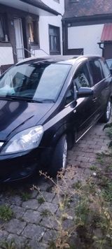 Opel Zafira Diesel 7 setzen 2011 - Opel Zafira in Augsburg