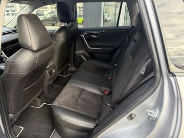 Toyota RAV 4 - 6