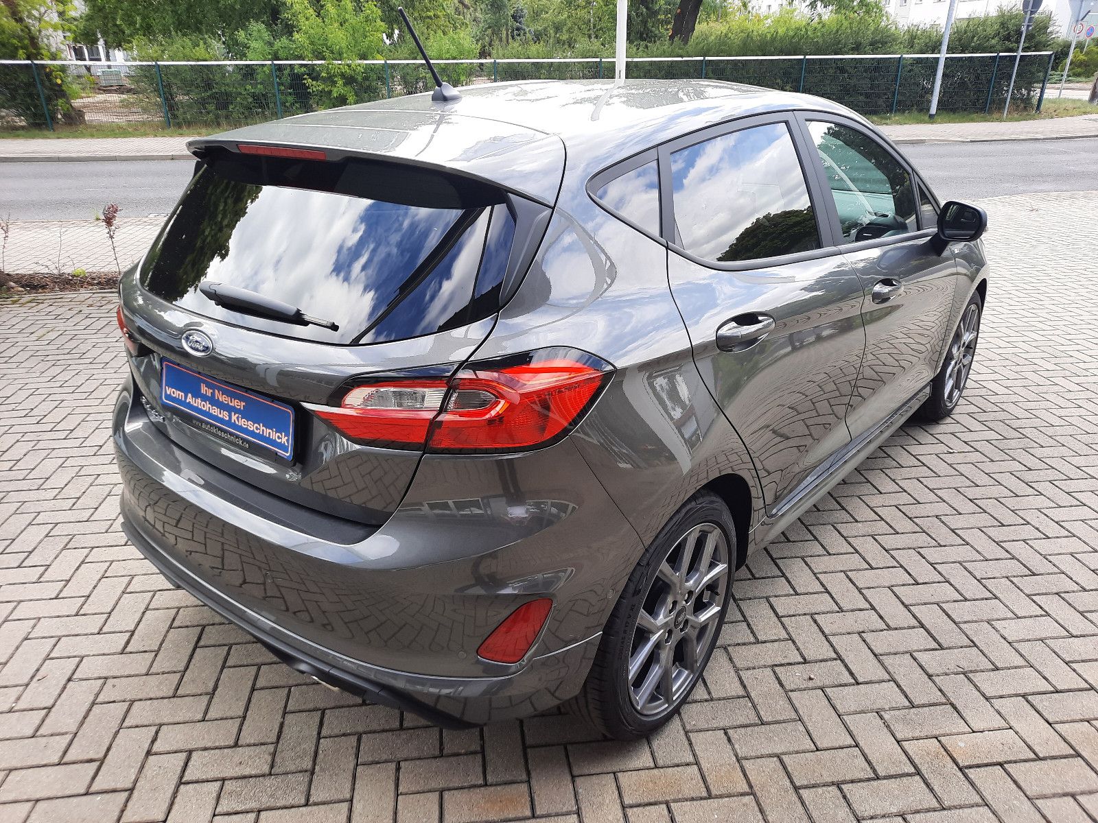 Fahrzeugabbildung Ford Fiesta ST-Line Winterpaket, LED,...