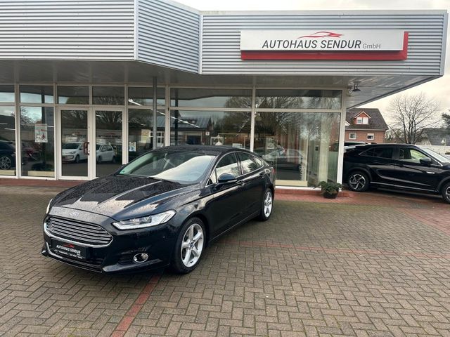 Ford Mondeo Lim. Titanium*SERVICE NEU*TOP*NAVI*1HAND