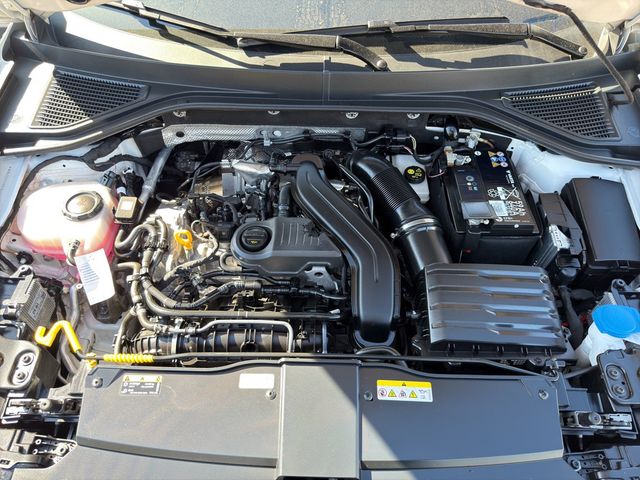T-Roc 1.5 TSI Style DSG SHZ NAVI ACC FACEL. LED