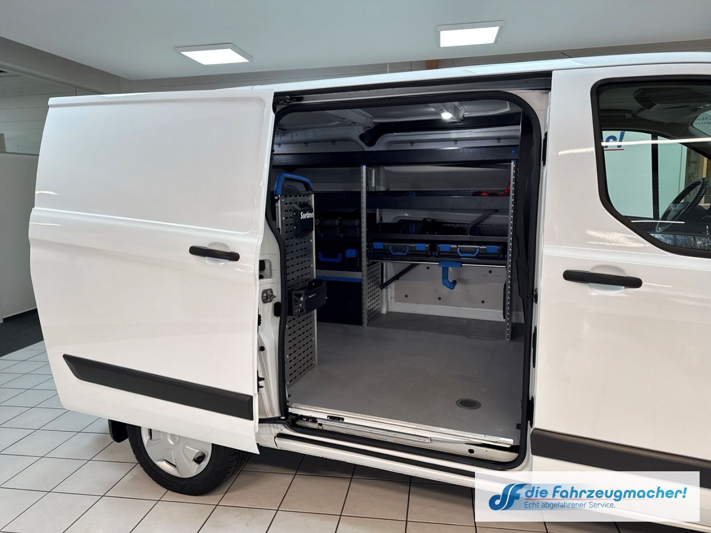 Fahrzeugabbildung Ford Transit Custom Kasten 280 L1 Trend WERKSTATT Tem