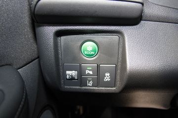 Honda HR-V 1.5 i-VTEC Elegance PDCKLIMATEMPOMAT