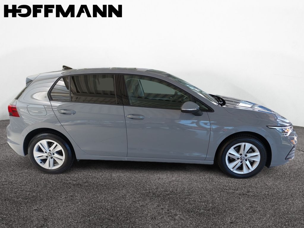 Fahrzeugabbildung Volkswagen Golf 1.5 TSI Life ACC Business Premium Paket