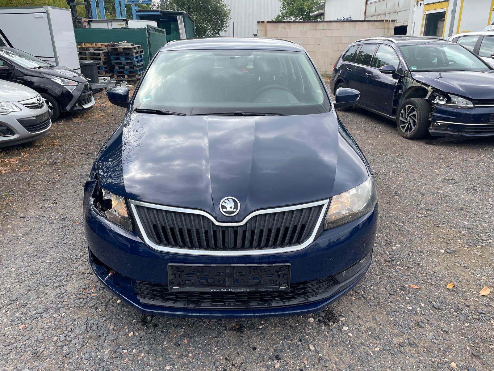 Skoda Rapid Spaceback  1.0 TSI Cool Edition