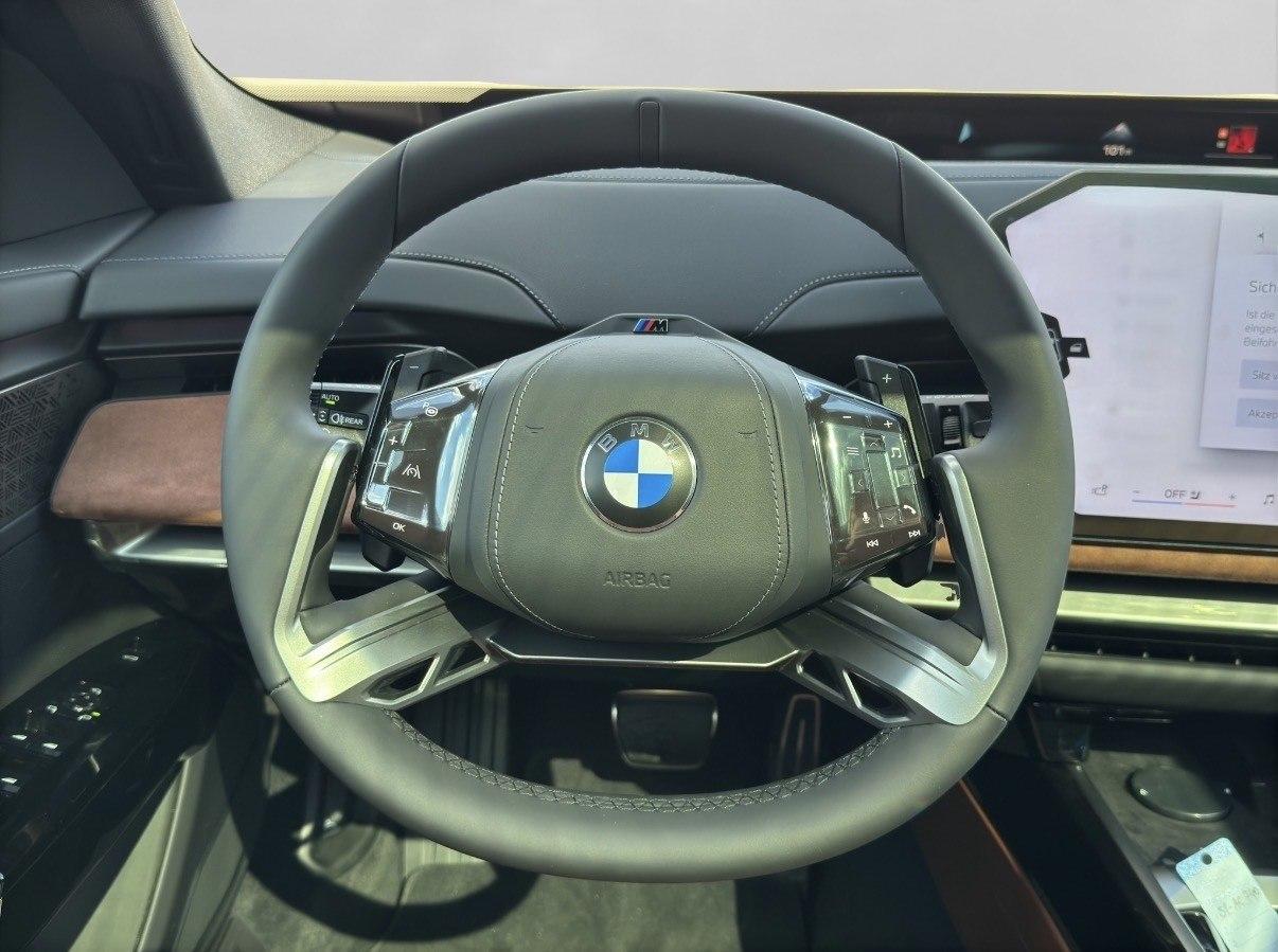 BMW 740 xDrive Limousine