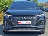 Audi Q4 e-tron 50 qu S LINE BLACK MEMORY PANO AHK ACC - Audi Q4 e-tron: Schwarz, Soundsystem