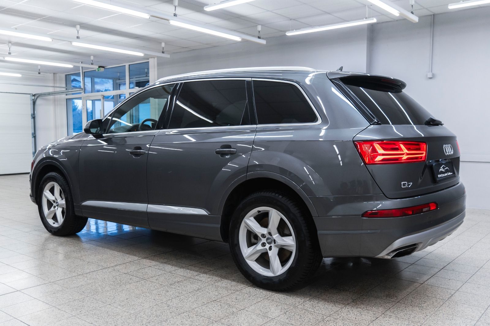 Fahrzeugabbildung Audi Q7 3.0 TFSI Quattro LED PANO NAV 7 SITZER BOSE