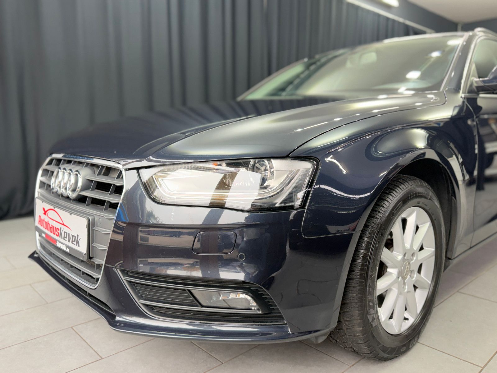 Fahrzeugabbildung Audi A4 Avant 3.0 TDI quattro|BANG&OLUFSEN|1.HAND