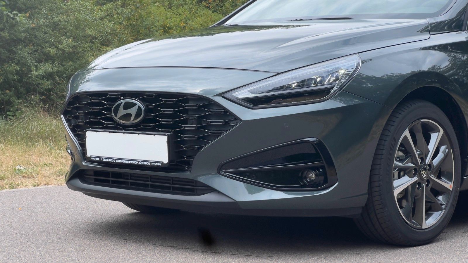 Fahrzeugabbildung Hyundai i30 1.0 T-GDI Advantage *Plus-Pkt*Navi*RFKamera*