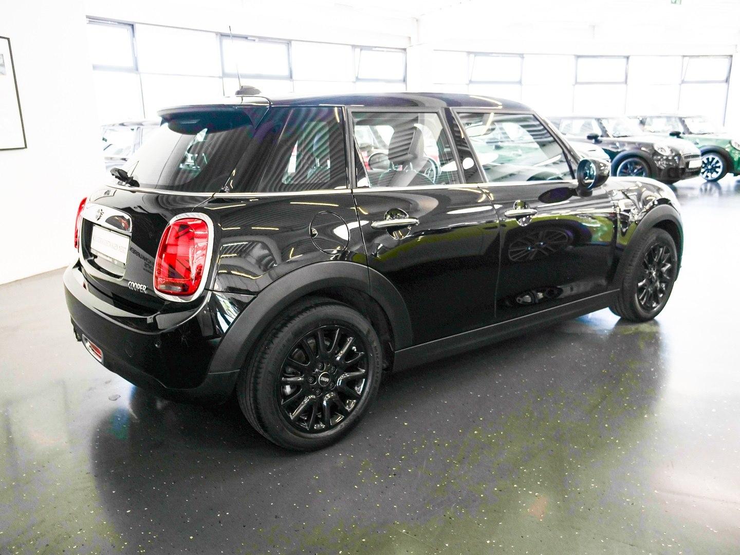 MINI Cooper Nav LED PDC+Parkass Klima Shz 16"