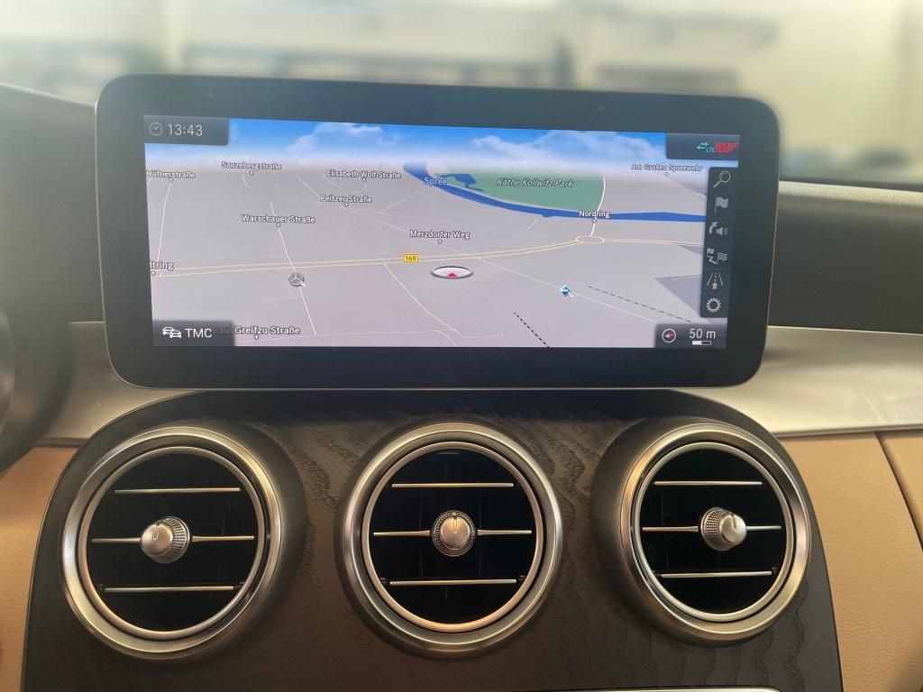 Fahrzeugabbildung Mercedes-Benz C 300 T Avantg. Night ACC Pano 360° Airmatic LED