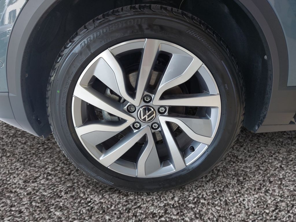 Fahrzeugabbildung Volkswagen T-Roc 1.5 TSI DSG GOAL STHZ,LED,SH,PDC
