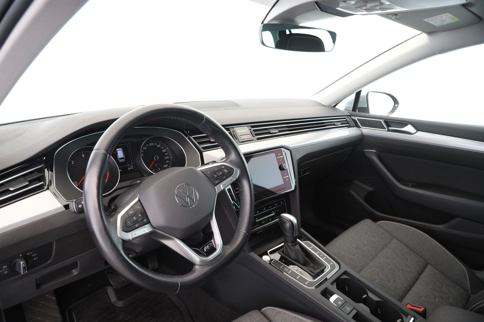 Volkswagen Passat Variant - Bild 11