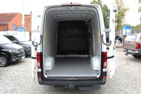 Volkswagen Crafter Kasten L2H2 140PS Automatik AHK Navi LED