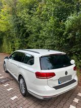 Volkswagen Passat 2.0 TDI SCR 140kW DSG Comfortl. Varia... - Volkswagen Passat: TDI 140