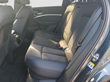 Audi Q8 e-tron - 10