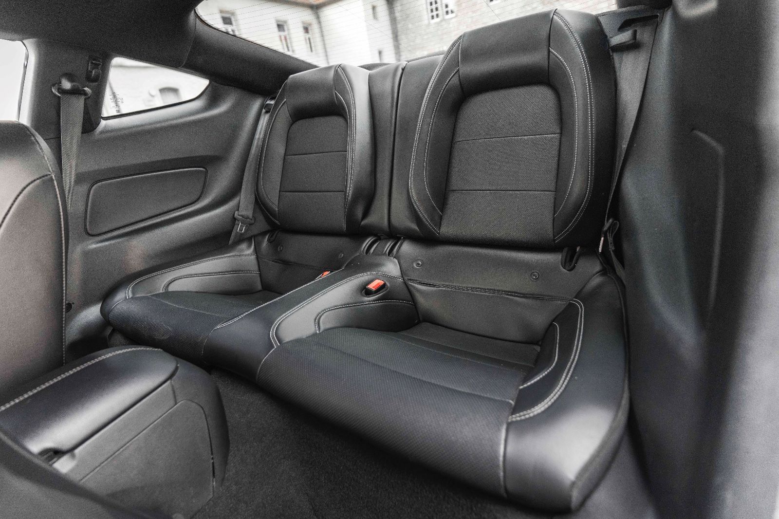 Fahrzeugabbildung Ford Mustang GT 5.0L KAM LED TOTW SHZ/K AUTO LEDER