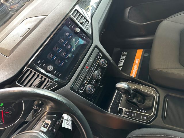 Volkswagen Golf Sportsvan VII Highline *LED*ACC*AHK*